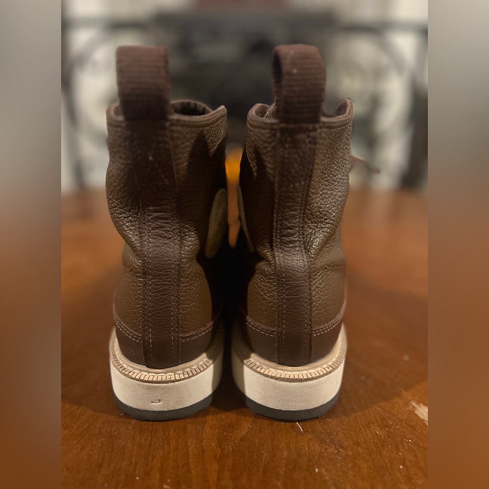 Converse Chuck Taylor Crafted Boot Hi in the "Chocolate" Leather - Picture 5 of 10